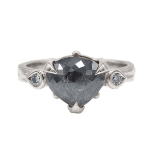 INVINCIBLE HEART, GREY DIAMOND