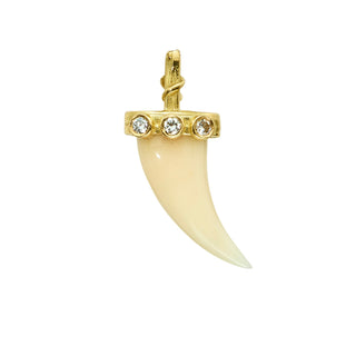 Karen Karch 18k Yellow Gold Diamond Dotted Lucky Horn White Coral On White Background
