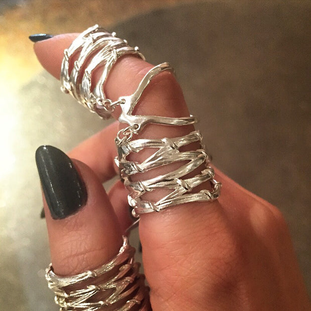 KNUCKLE GLADIATOR VINE