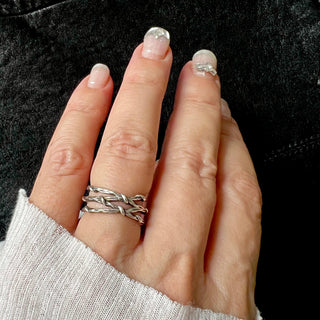 TRIPLE VINE, SILVER