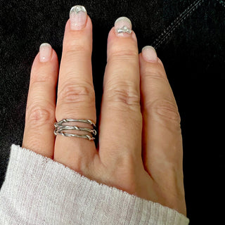 TRIPLE VINE, SILVER