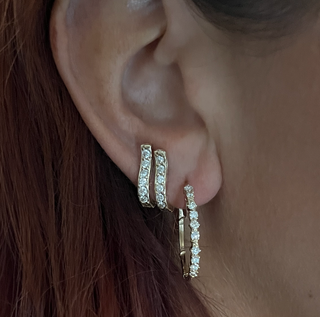 STUDDED VINE HOOPS