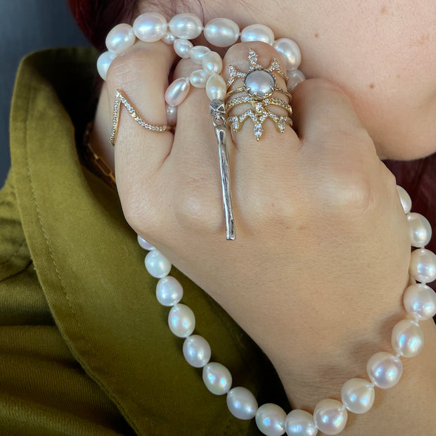LITHE LARIAT, WHITE PEARL
