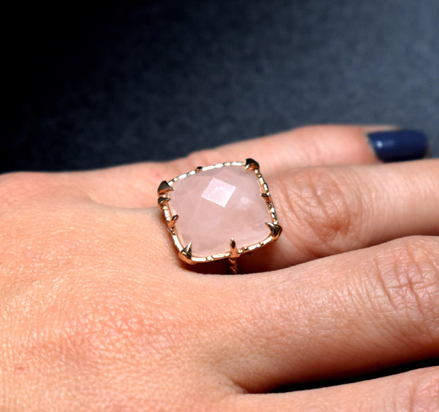 MYSTICAL CUSHION SOLITAIRE