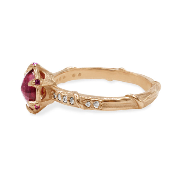 STUDDED VINE SOLITAIRE